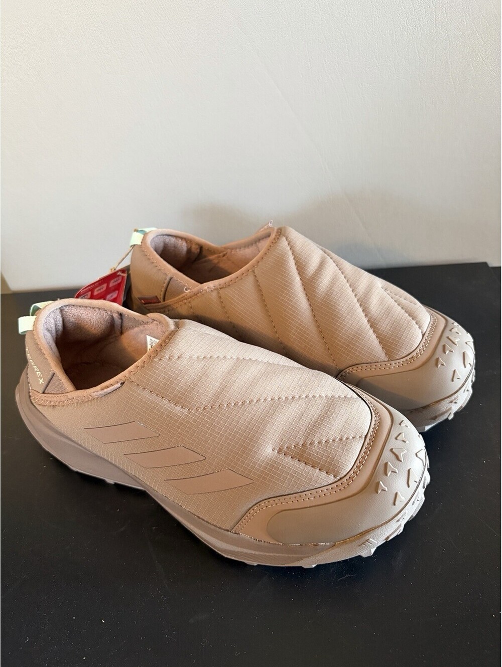 Adidas “Terrex” Slip-On Cold  Weather / Hiking  Shoes Men’s Size 7.5 (NEW)